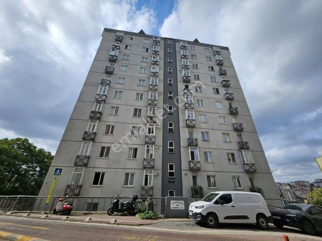 Kağıthane Hamidiye Serakent Satılık Daire 2+1 Müstakil Bahçeli