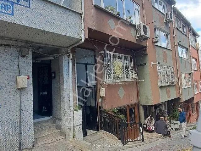 kağıthane Harmantepe De Kiralık 1.5+1 Y Yüksek Giriş Aire
