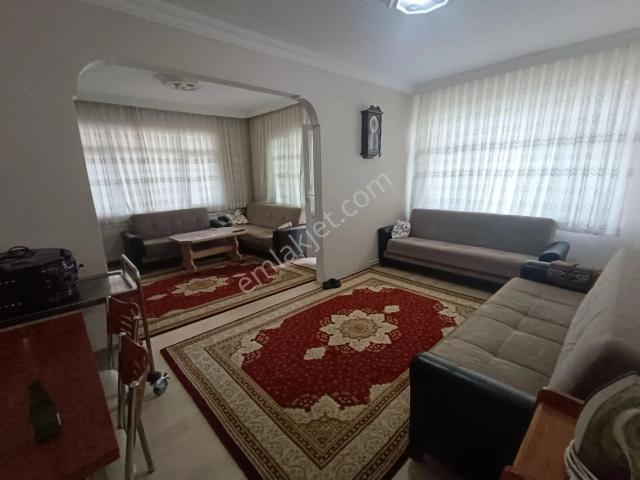 Kağıthane Harmantepe'de 1+1 Eşyalı Kiralık Daire