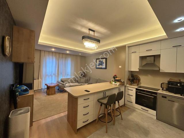 Kağıthane Hep Rezindas Özel Dekorlu Satılık 1+1 Daire