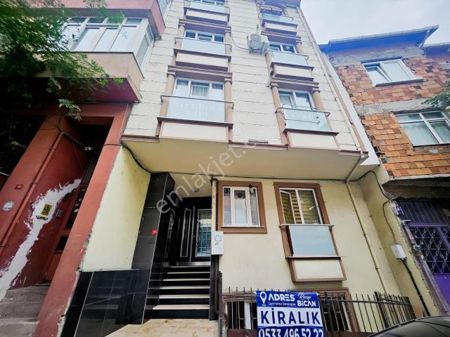Kağıthane Şirintepe Mah 2+1 80 M2 Kapalı Mutfak Kiralık Daire