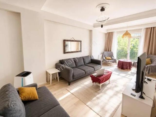 Kağıthane Merkez Osmanpaşa Satılık 2+1 Kapalı Mutfak Balkonlu