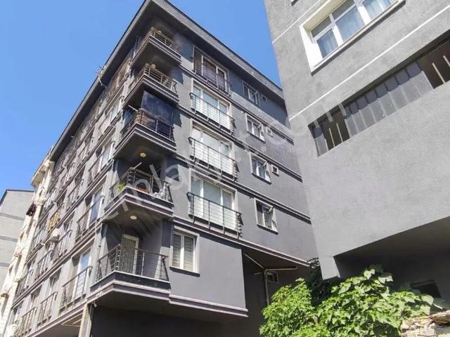 Kağıthane Merkez Metroya 50 M Mesafede 2+1 105 M2 Kiralık Daire