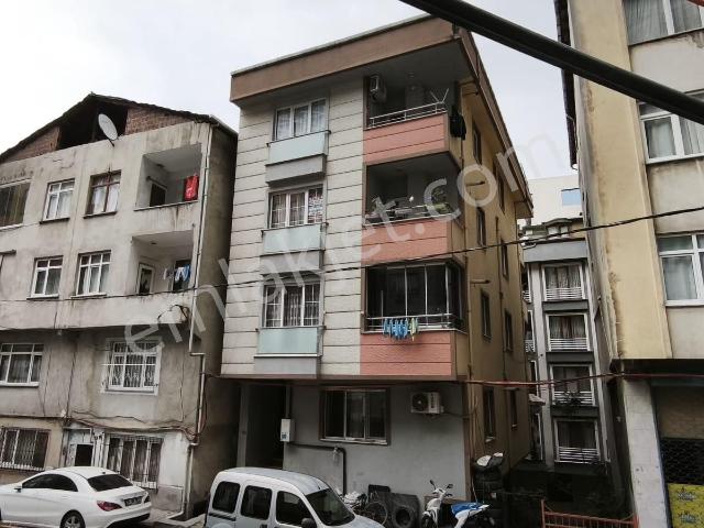 Kağıthane Metrosuna Yürüme Mesafesinde 3+1 Satılık Kat Mülkşyetli Daire