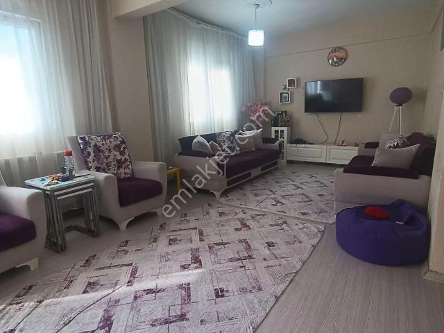 Kağıthane Nurtepede Ana Caddeye Yakın 1+1 | 94 M² | 2 Balkon |