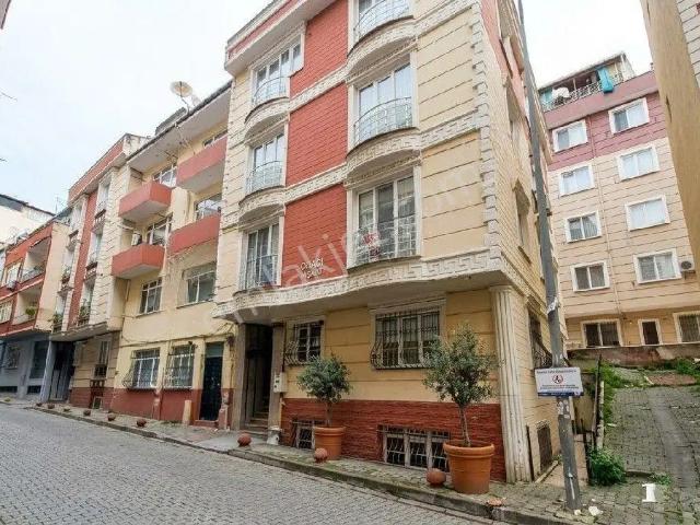 kağıthane Ortabayır Da Satılık 3+1yebnibinada Bahçekatı Daire