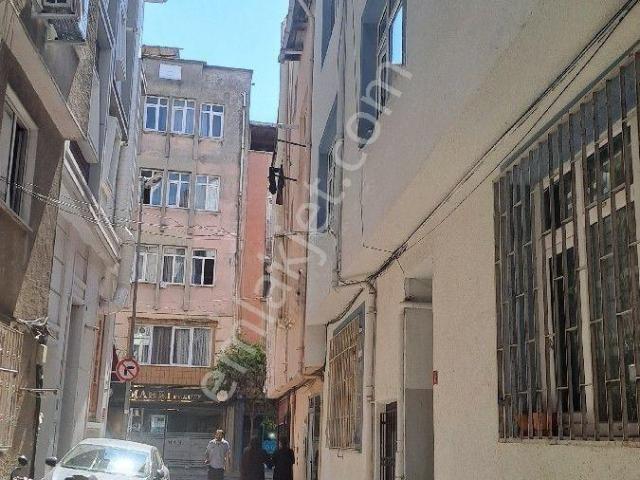 Kâğıthane Ortabayırda Kiralık 2+1.ful Eşyalı Geniş Daire