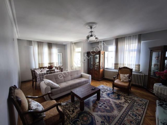 Kâğıthane Ortabayır'da Öğrenciye Uygun Eşyalı | 110 M² | Daire