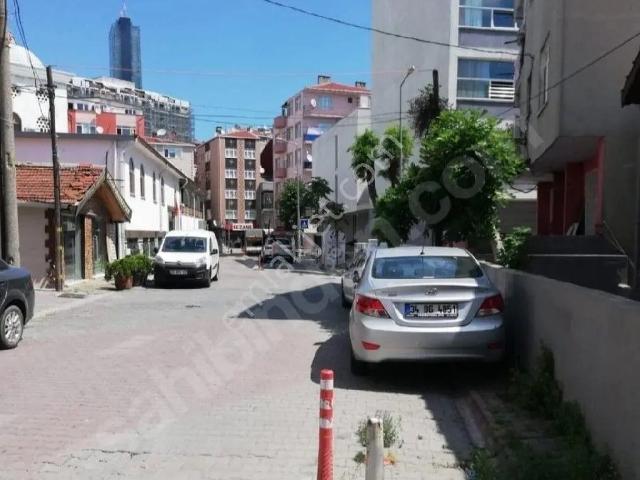 Kağıthane Ortabayırda Çok Merkezi Konum Da 3+1 Geniş 140m2 Satılımk Ara Kat Daire