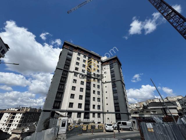 Kağıthane Panorama Sitesinde Satılık 2+1 Daire