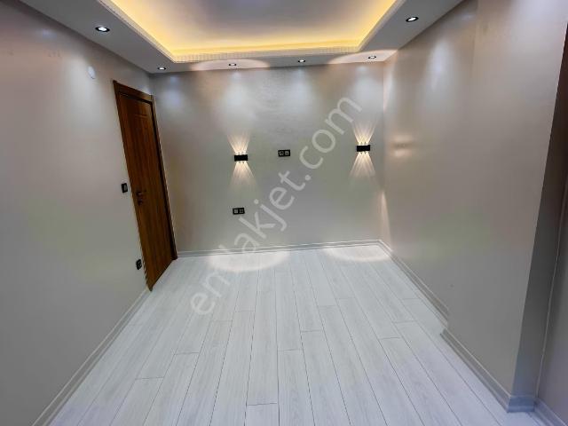 Kağıthane Satılık 3+1 Otoparklı Asansörlü Balkonlu Lüx Daire