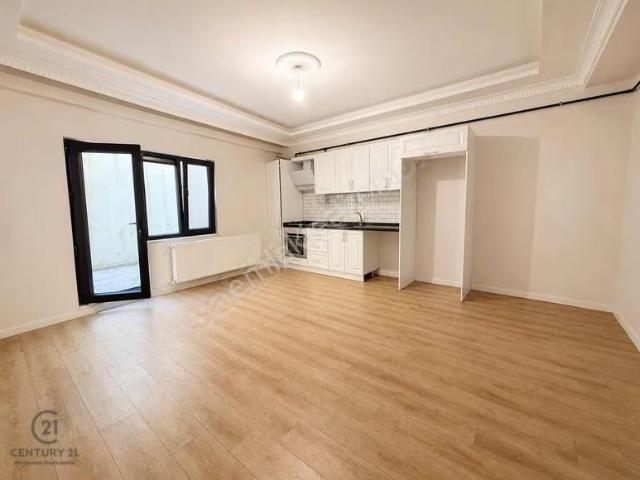 Kağıthane Seyrantepe Satılık 3+1 Sıfır Daire Boş Bahçeli