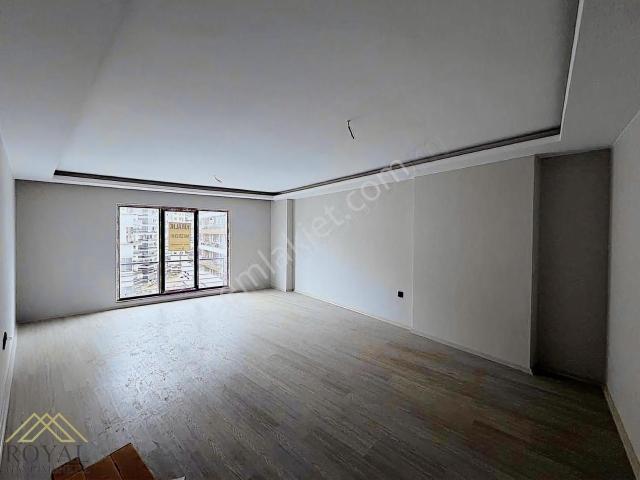Kaşüstü Merkezde Satılık Daire