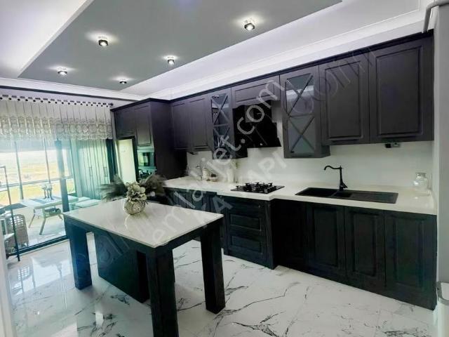 Ka yapı'dan Manzaralı Özel Dizayn 4+1, 200 M2 Dubleks Daire