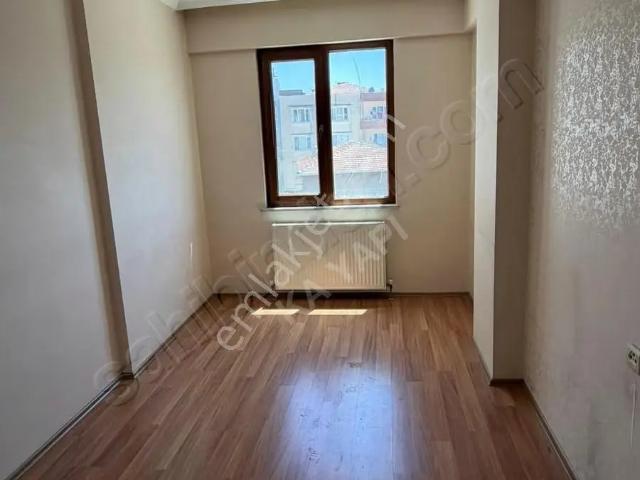 Ka yapıdan Esentepe Meydanında 3+1 Satılık Daire