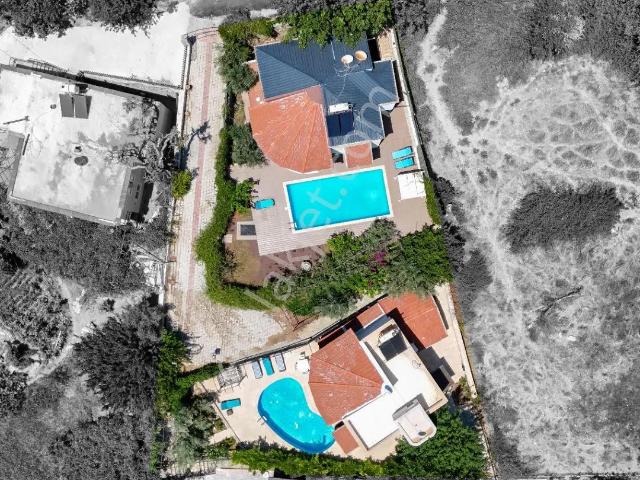 Kaş İslamlar'da Müstakil Havuzlu Satılık 4+1 Villa