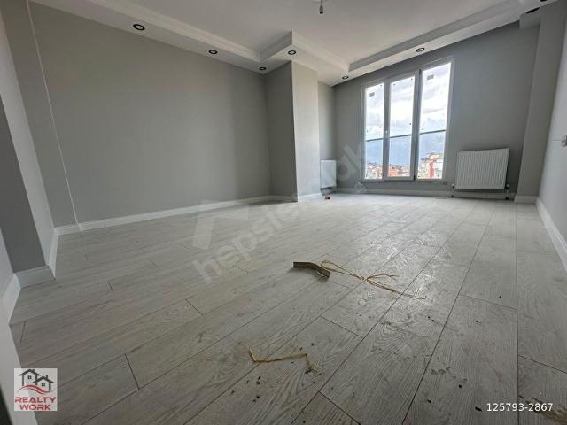 KAÇIRILMAZ 90M 2+1 ASANSÖRLÜ ARAKAT FIRSAT DAİRE