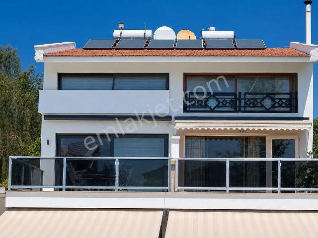 Kaş Kalkan Merkezde Yatırıma Uygun Müstakil Girişli 2+1 Villa