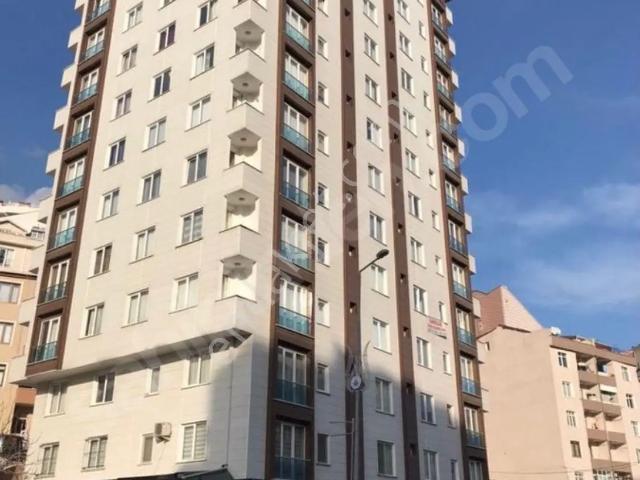 Kaçmazzz.cadde Üzeri Residance Y.giriş Lüks 1+1 Eminevim Uygun