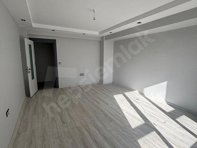 KAÇMAZ EMLAK'TAN ÇAMLICA MH.GÜNDÜZ ÖKÇÜN CD. YAKINI SATILIK 3+1 DAİRE