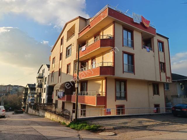 Kaçmaz Emlak'tan Derince 60 Evler'de Kiralık 4+1 Dublex Daire