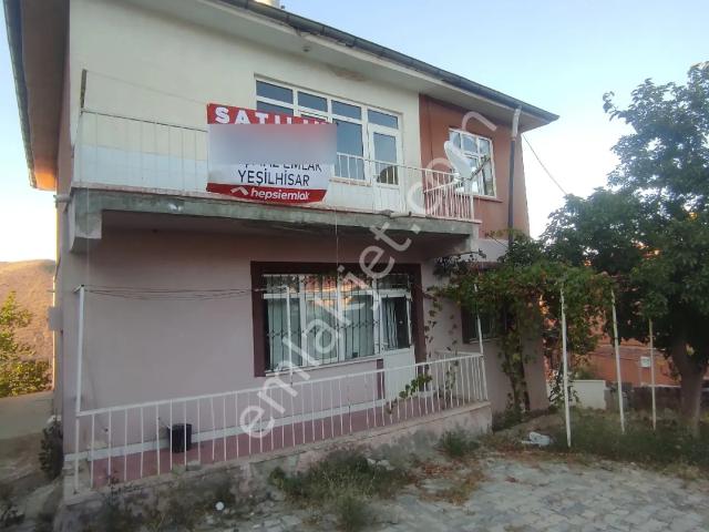 Kaçmaz Emlaktan Yeşilhisarda Satılık Daire Kooperatif Evlerinde