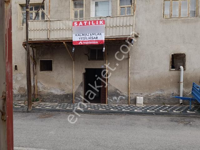 Kaçmaz Emlaktan Yeşilhisarda Satılık Müstakil Ev Merkezde