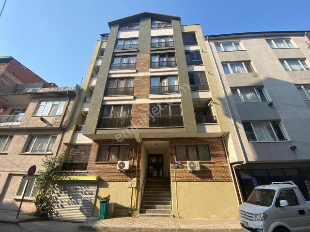 Kaçmaz Emlak Ulu Sakarya Mah Kiralık Asansörlü Otoparklı Yeni 2+1 Daire