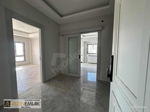 KAÇMAZ FIRSAT KONUM AVANTAJLI ULTRA LUX 4.5+1 SATILIK SIFIRDAİRE