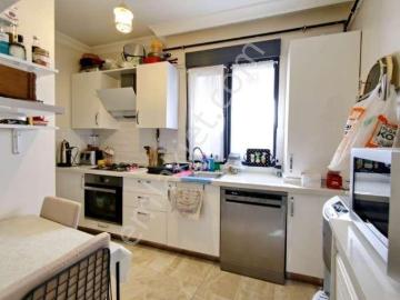 Kaçmaz'dan Altıntepe'de 6 Yıllık Binada 3+1 Kiralık Dubleks