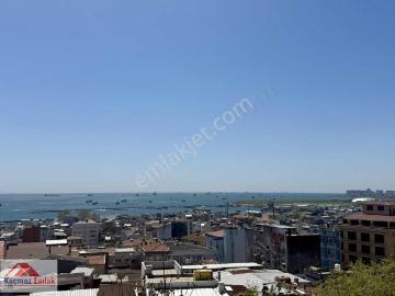 Kaçmazdan Fatih Tarihi Yarımadada 200 M² Deniz Manzaralı