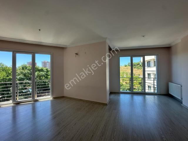 Kaçmazdan_maltepe Girnede Site İçi 3+1 Ara Kat Kiralık Dairemiz