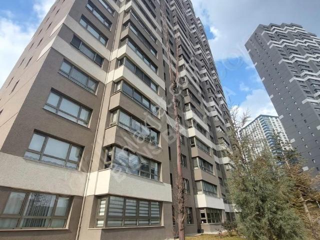 Kaşmir Göl Evleri'nde Satılık Full Yapılı 4+1 Daire