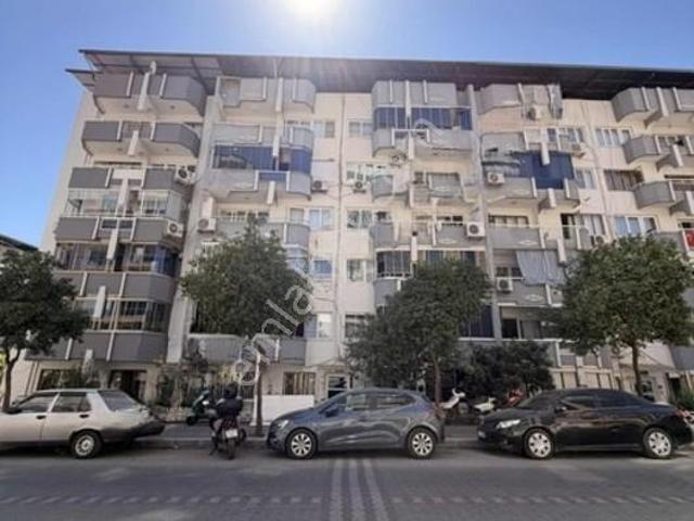 Kaçırılmayacak Fırsat 3+1den 2+1e Dönüştürülmüş | 130 M² |