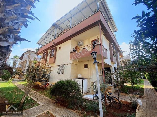 Kaçırılmayacak Fırsatta Site İçi Triblex Villa