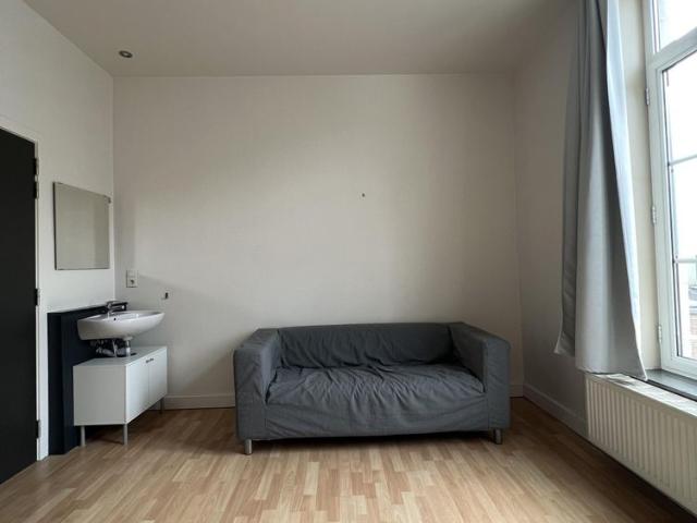 Kamer 6 Twee­brug­gen­straat 22