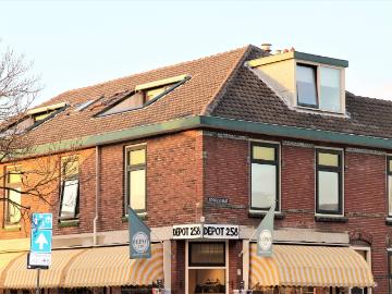 Olland, Meierijstad, Noord-Brabant - Terras