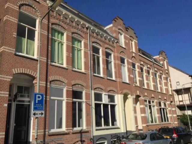 Kamer te huur zie omschrijving