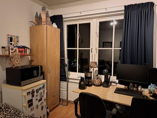 kamer te huur 14m2 met eigen wastafel in Tilburg