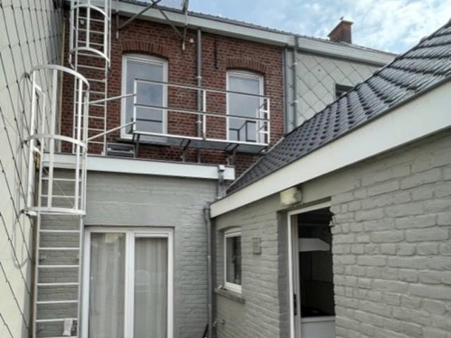 Kamer TWEEDE VERBLIJF, GEEN HOOFDVERBLIJFPLAATS te huur in het centrum van Tielt