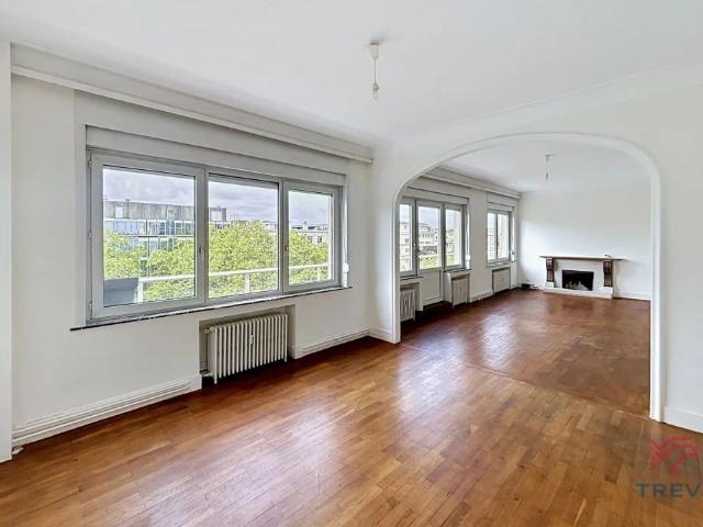 Kamer in een gedeelde woning in een appartement met terras
