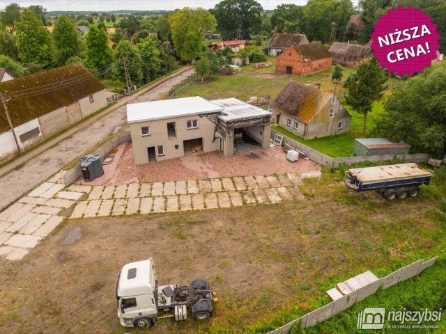 Polecam budynek 240m2 z garażem i mieszkaniem Kamień Pomorski