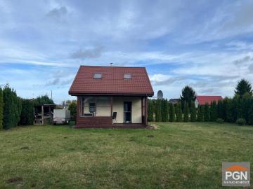 Uroczy dom 70 m2 z kominkiem i ogrodem w Kamieniu