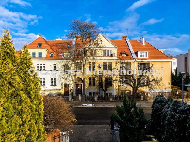 Kamienica inwestycyjna 680 m² stabilny dochód i potencjał rozwoju