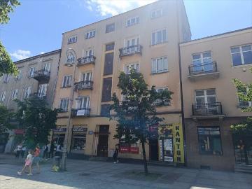 Kamienica inwestycyjna 720 m² w centrum Kielc