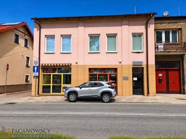 Kamienica 362 m² w centrum Skały parking media