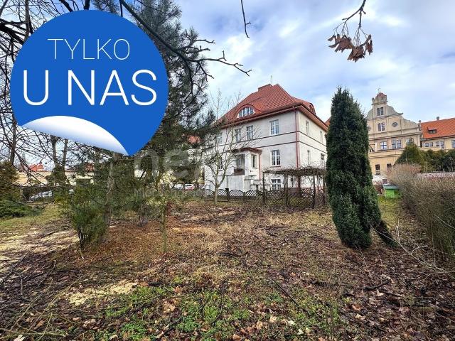 Kamienica 4 kondygnacje na 12 arowej działce Oleśnica zapraszam