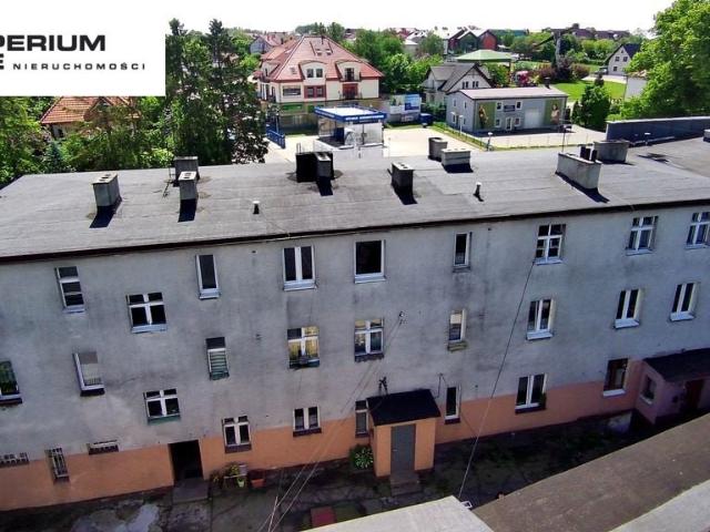 Kamienica z 10 mieszkaniami w centrum Sierakowic