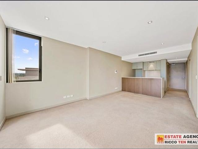 KANTARRA 2 BR 2 BTHMS + PARKING Entry through Burleigh St