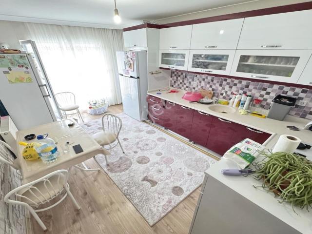 Kanuni Mahalle'sinde Site İçerisinde Geniş Ebeveyn Banyolu 3+1